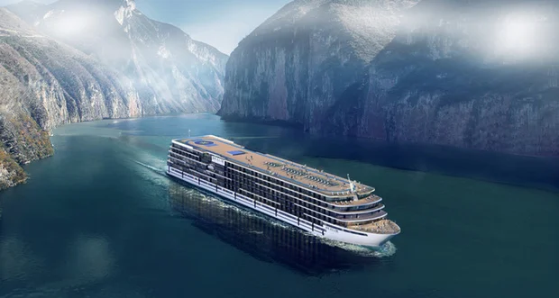 Cloud Sail of the Yangtze River